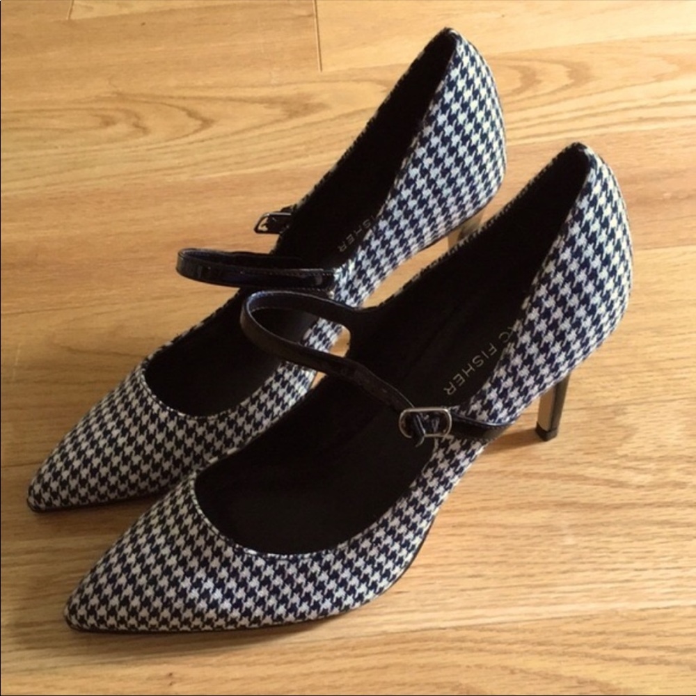 Houndstooth patten heels